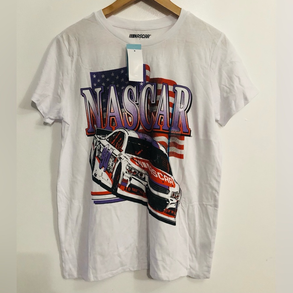 NASCAR men’s crewneck NASCAR raising  car graphic White.L